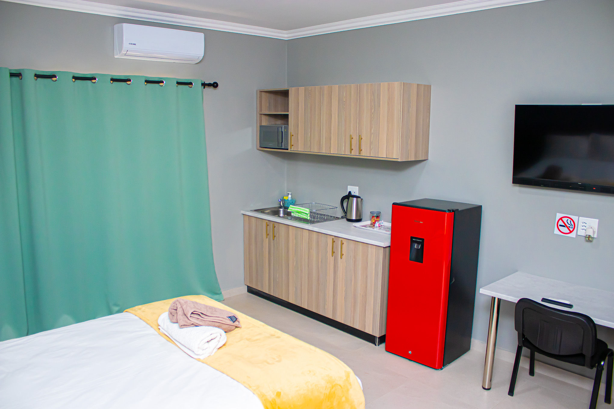 Room 8 Image